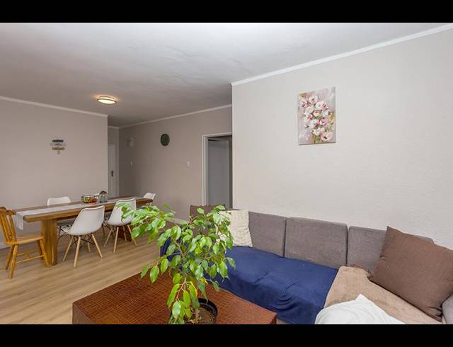2 BEDROOM APARTMENT FOR SALE IN RUGBY